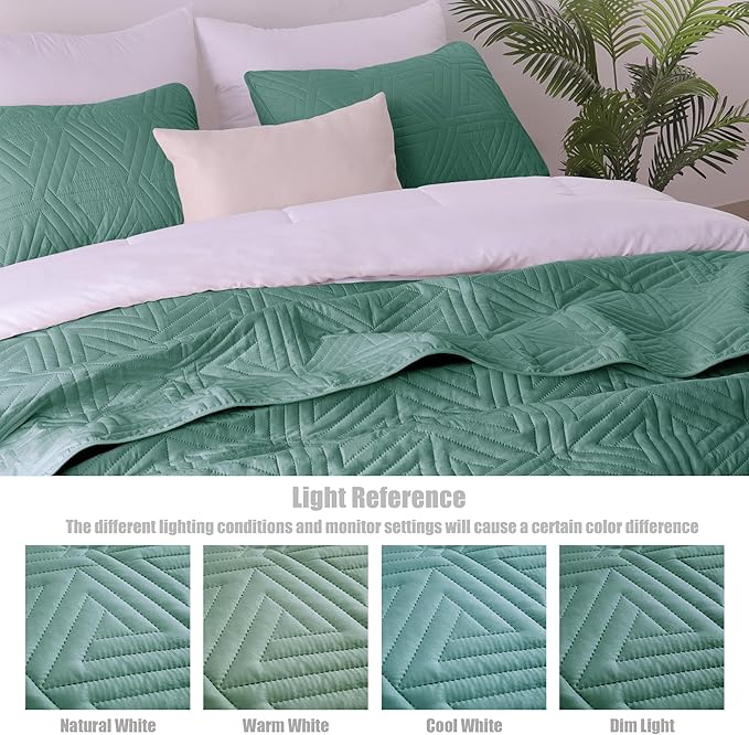 Whale Flotilla Soft California King Size Quilt Set for All Seasons, 3-Piece Ultrasonic Bedding Set, Lightweight Reversible Bedspread, Coverlet, Bed Cover with 2 Pillow Shams, Turquoise Green