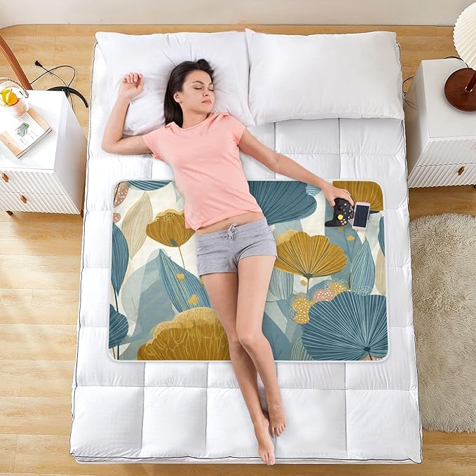 Waterproof Bed Pad Reusable Changing Pad Toddler Mattress Protector Large Pee Pad Baby Diaper Pad Soft Washable Liner Retro Blue Boho Flower