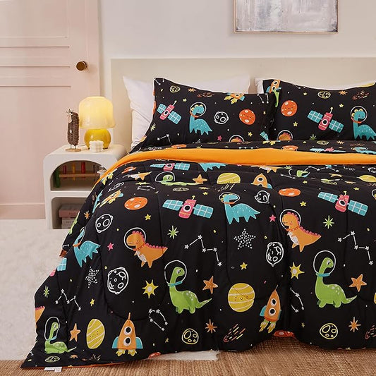 Yibeizi Space Dinosaur Kids Comforter Set for Boys Full Size, Cute Quilted Black Printed Bedding Set with Pillow Sham, Lightweight Soft Breathable Washable Bed Set 3 Piece