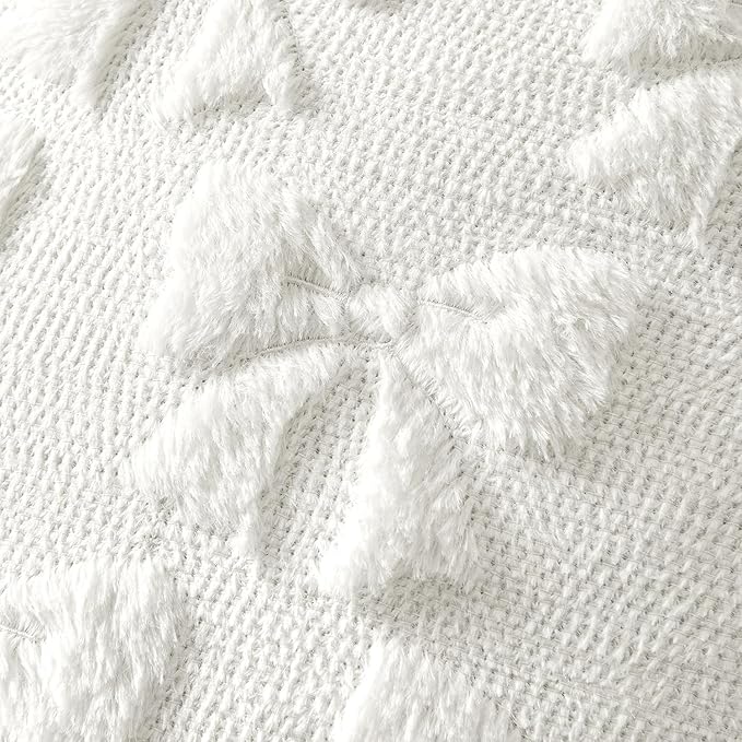MIULEE Pure White Bow Pillow Covers Coquette Room Decor Aesthetic Set of 2 Decorative Cute Girl Vlentine Pillow Covers Spring Soft Plush Faux Pillowcase for Preppy Room Decor Bedroom Couch,18x18 Inch