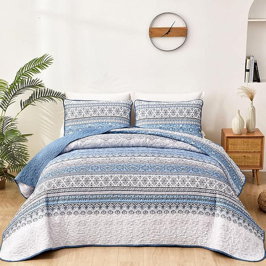 WONGS BEDDING Boho King Quilt Set, Light Blue Bohemian King Quilt Bedding Set, Lightweight Microfiber Bed Decor Bedspread for All Season 104"x90"(3 Pieces)