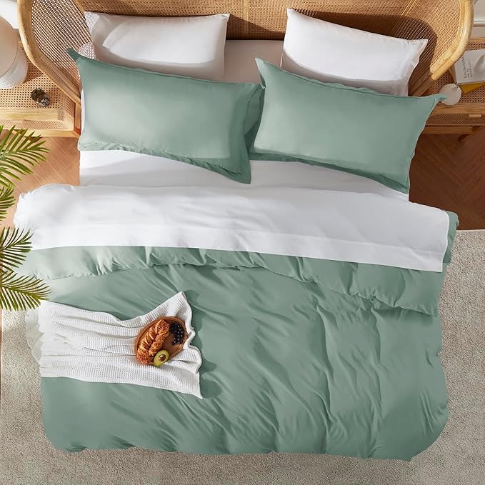 Nestl Queen Duvet Cover Set with Comforter Insert - Sage Green 4 Piece 90x90 Duvet Cover & 2 Pillow Shams with White Quilted Down Alternative Comforter, Ultra Soft, All Season