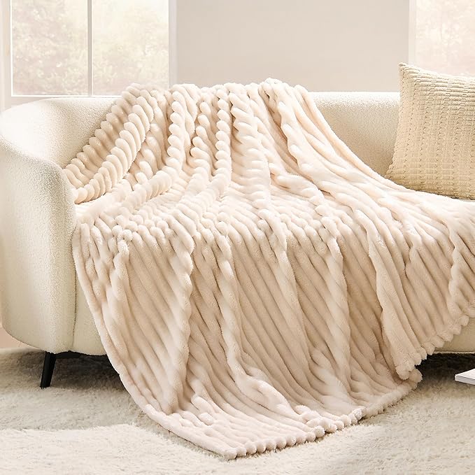 Beige Fleece Twin Size Blanket for Bed, Super Soft Cozy Blanket for Home Decor, Perfect Cozy Gifts for Women Men Gifts, Lightweight All Season Bed Blanket, 60x80 Inches