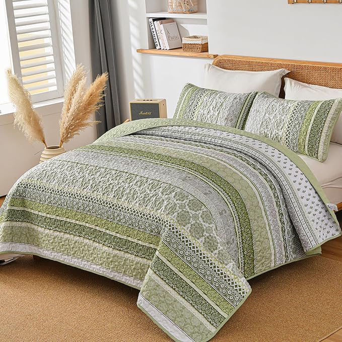 WONGS BEDDING Boho Quilt Set King Size, Sage Green Bohemian 3 Pieces Quilt Sets, Lightweight Bedspread Coverlet Bedding Set for All Season (104"x90")
