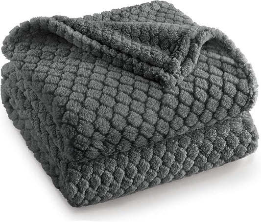 Exclusivo Mezcla Fleece Throw Blanket for Couch and Bed,Extra Soft Warm Decorative Fuzzy Throws for Women,Lightweight Cozy Blankets Size 50x60 Inches, Dark Grey