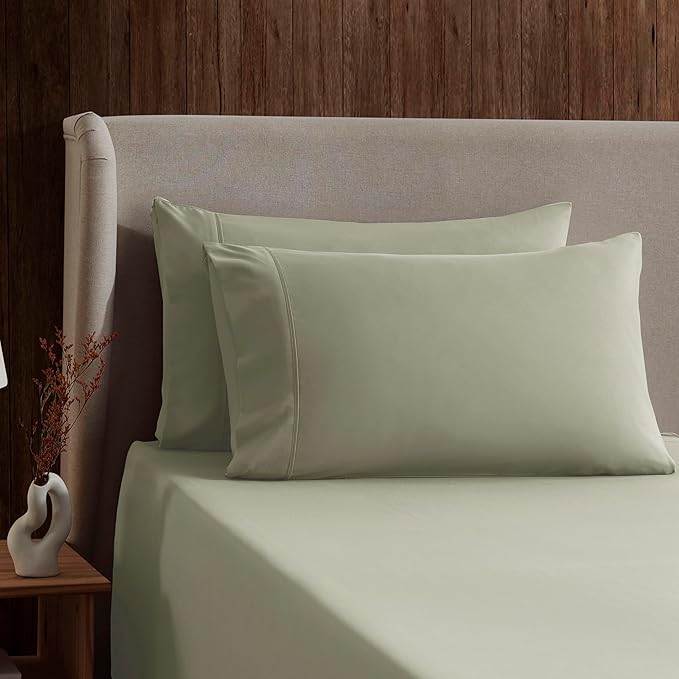 Nestl Queen Sheet Set - Luxury 1800 Ultra-Soft Microfiber Bed Sheets - Double Brushed - Deep Pockets - Easy Fit - 4 Piece Set - Bedding Sheets & Pillowcases (Queen, Light Green)