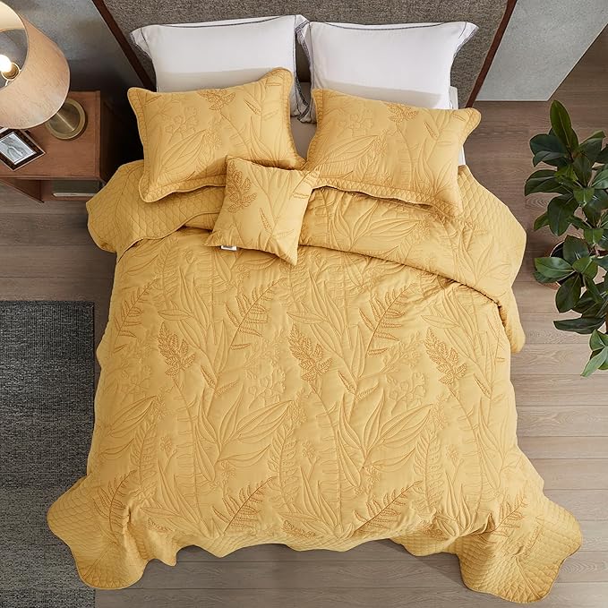 Botanical Oversized Bedspread Queen Size - Leaves Pattern Stitching Quilt Set - Elegant & Fresh Style Bedding Coverlets, Reversible, Lightweight, 5 Piece, Honey Gold