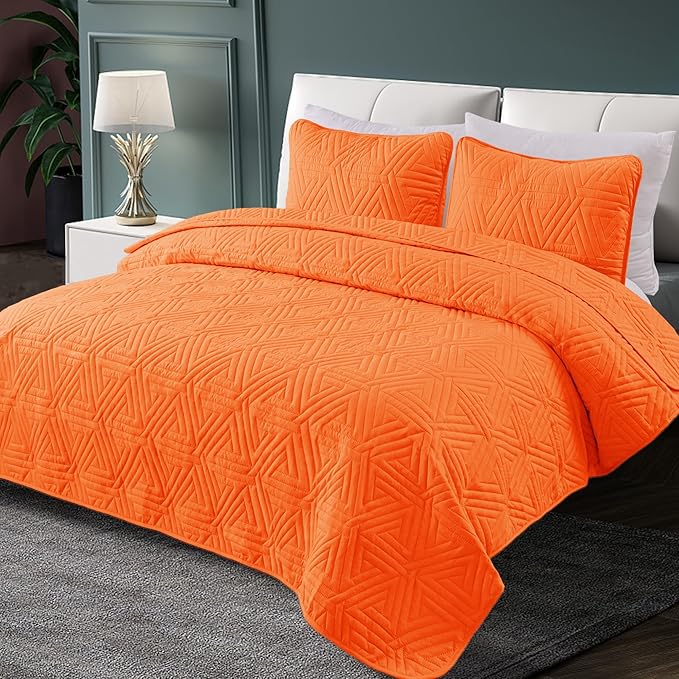 Whale Flotilla Soft King Size Quilt Set for All Seasons, 3-Piece Ultrasonic Geometric Quilts Bedding Set, Lightweight Reversible Bedspread, Coverlet, Bed Cover with 2 Pillow Shams, Orange