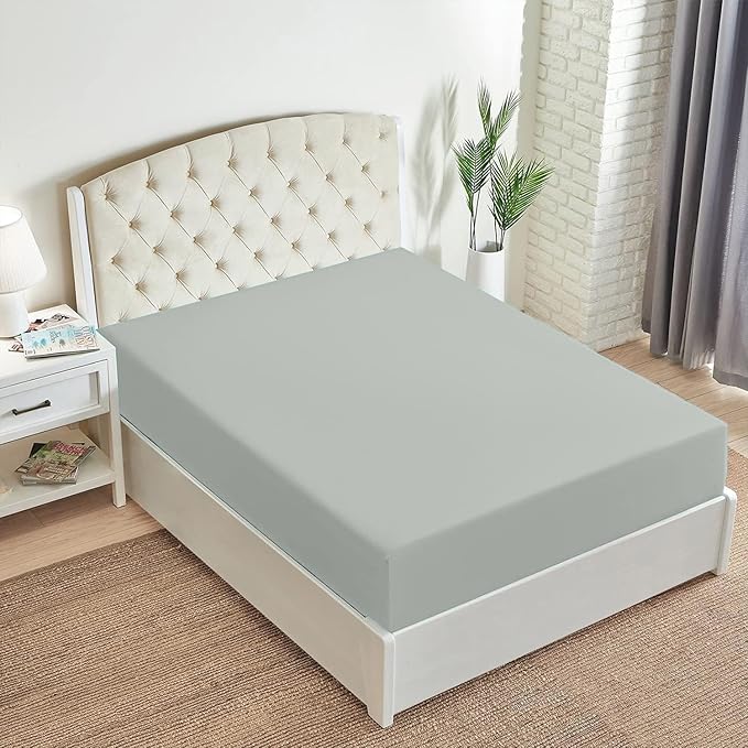 Mellanni Queen Fitted Sheet - Iconic Collection Bedding Sheets with up to 16 inch Deep Pocket - Soft & Cooling - Fade & Stain Resistant - 1 PC (Queen, Spa Mint)