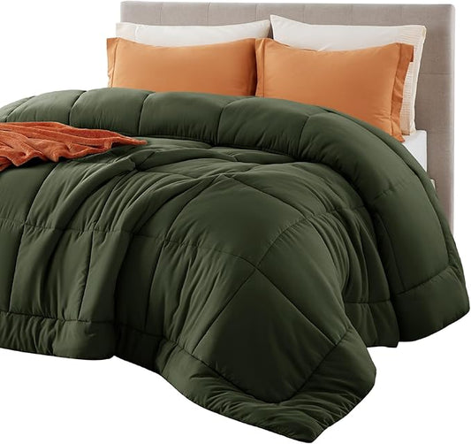 Bedsure Comforter Duvet Insert - Quilted Comforters King Size, All Season Duvet, Down Alternative Bedding, with 8 Tabs, Gifts for Women/Men, Olive Green, King 90 x 102 Inches