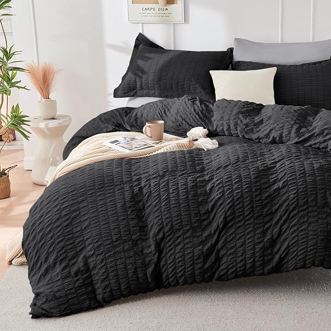 HYMOKEGE Black/Light Grey Duvet Cover Full Size, Ultra Soft 3-Piece Seersucker Duvet Cover Set with Zipper Closure, Soft Brushed Microfiber Bedding Set with 8 Corner Ties (80"x90", 2 Pillowshams)