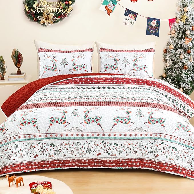 Exclusivo Mezcla Reversible Christmas Quilts Queen Size, Red Bedspread Lightweight Coverlet Winter Quilt Bedding Set with Printed Striped Flowers Reindeer Pattern (1 Quilt, 2 Pillow Shams)