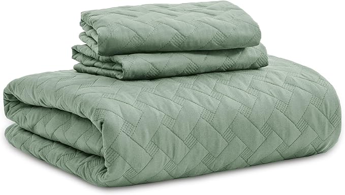 Bedsure Quilts Twin Size - Lightweight Bedspreads Twin Size with Basket Weave Pattern, Soft Quilt Bedding, Sage Green Comforter Coverlet for All Seasons (68" x 86")