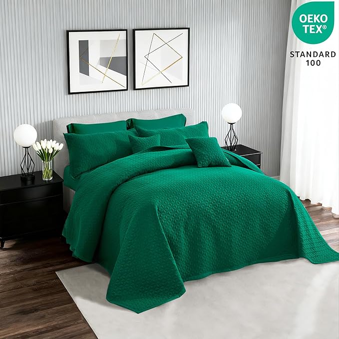 Oversized King Bedspread 128x120 Extra Wide, Modern & Contemporary Look, Lightweight Bedding Cover, Reversible, 5 Piece, 100% Microfiber, Green