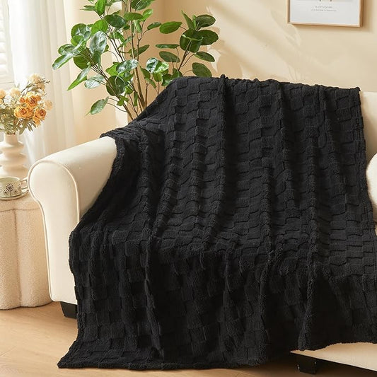 NEWCOSPLAY Super Soft Throw Blanket Black Premium Silky Flannel Fleece 3D Checkered Lightweight Bed Blanket All Season Use (Black Checkered, Throw(50"x70"))