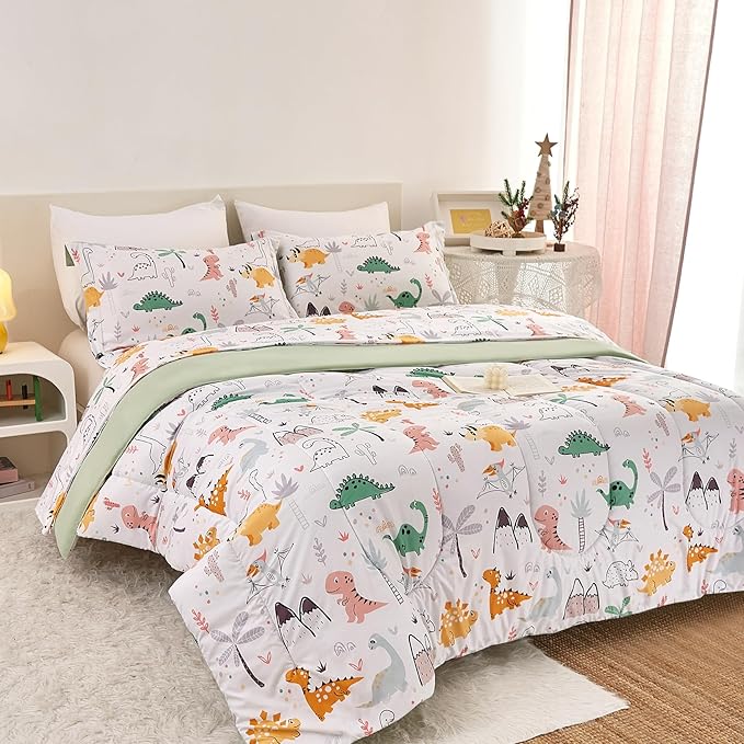 Yibeizi Dinosaur Kids Comforter Set for Boys Full Size, Cute Quilted Dino Printed Bedding Set with Pillow Sham, Lightweight Soft Breathable Machine Washable Bed Set 3 Piece