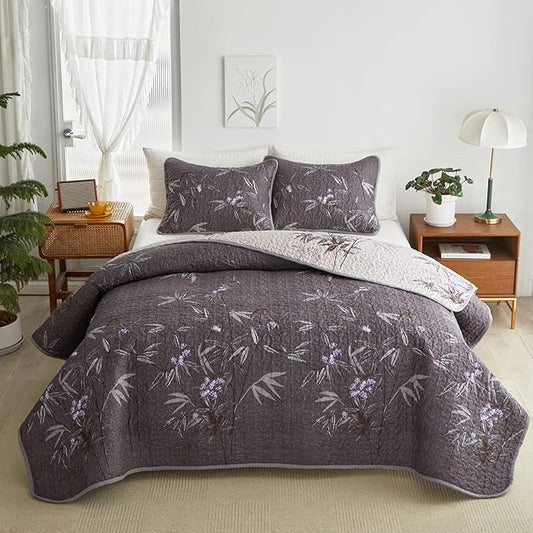 Flysheep Quilt Set 3 Pieces King Size, Black Leaves Botanical Design Reversible Bedspread Coverlet Set, Soft Microfiber Lightweight Bed Cover for All Season (102" x 90", 1 Quilt+ 2 Pillow Shams)