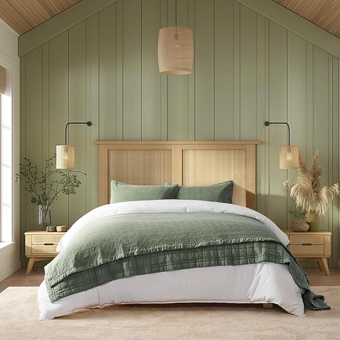 EVERGRACEHOME Stonewashed Cotton Quilt Set Full Queen Size, Ultra Soft Oversized Bedspread Coverlet Set, Lightweight Crinkle Box Stitch Bedding Sets for All Season, with 2 Shams, Olive Green