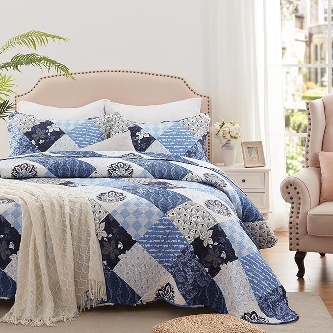 Full/Queen Size Quilt Set 3 Pieces Lightweight Reversible Bedspread-90''x98'' Soft Patchwork Floral Coverlet Luxurious Warm Microfiber Bed Cover All Seasons Blue Bedding Set(1 Quilt,2 Pillow Shams)