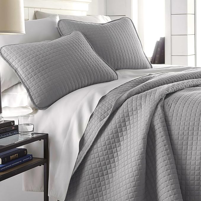 Southshore Fine Living, Inc. Twin XL Comforter Quilt Bedding Set, Dorm Room Bedding Essentials, Stain Resistant, Machine Washable Bedspread Twin XL Grey Quilt Bed Spread with Pillow Sham, Steel Grey