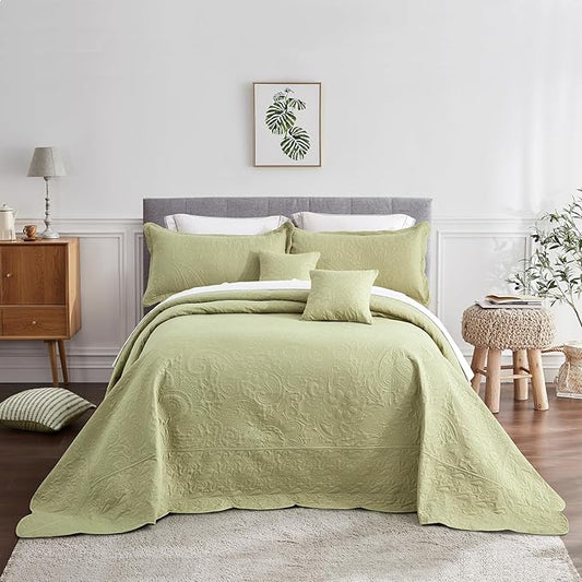 Oversized King Bedspread 128x120 Extra Wide, Ultrasonic Lightweight Bedding Cover, Paisley Pattern, Reversible, 5 Piece, 100% Microfiber, Sage Green