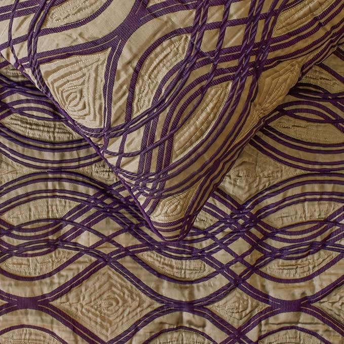 The HomeCentric King/Queen/Twin Plum Designer Full 68"x18" Bed Runner Without Pillow Cover, Quilted Bed Scarf on Jacquard Fabric - Plum Swirls