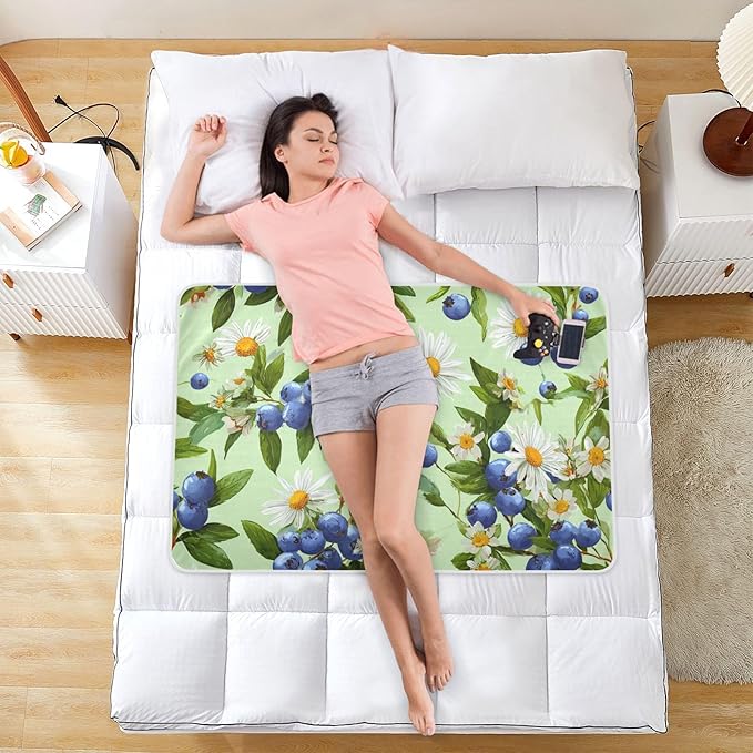 Waterproof Bed Pad Reusable Changing Pad Toddler Mattress Protector Large Pee Pad Baby Diaper Pad Soft Washable Liner Green Blueberries and Daisies