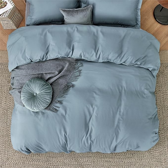 Bedsure Duvet Cover Queen Size - Only Includes 1 Duvet Cover (90"x90"), Hotel Luxury Soft Double Brushed All Season Bedding for Kids & Adults, Zipper Closure, NO Comforter, Mineral Blue