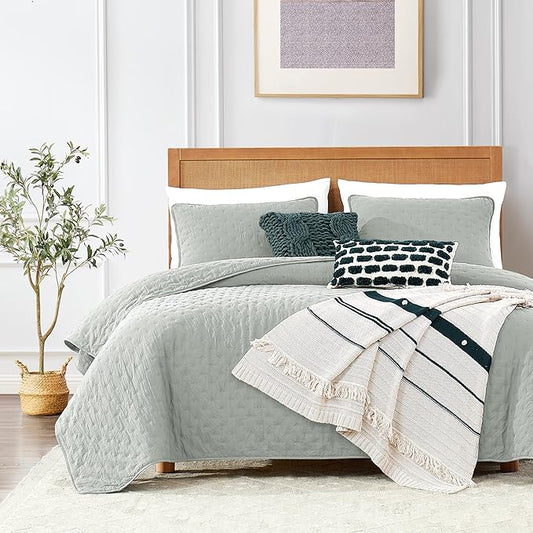 ROARINGWILD King Size Quilt Bedding Sets with Pillow Shams, Sage Green Lightweight Bedspread Coverlet, Quilted Blanket Thin Comforter Bed Cover, All Season, 3 Pieces, 104x90 inches
