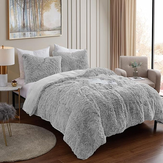 Full Size Luxury Faux Fur Comforter Set - Soft & Breathable 7-Piece Bedding Collection - 1 Comforter, 1 Fitted Sheet, 1 Flat, 2 Pillowcases, 2 Pillow Shams - Deep Pocket - Premium Quality, Silver