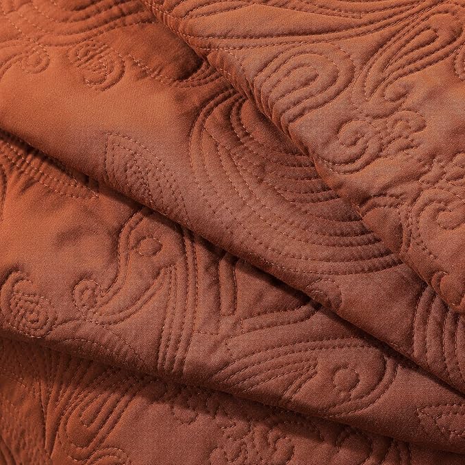 HoneiLife Embroidered Quilt King Size - 3 Piece Microfiber Quilt Sets Lightweight Bedspreads Reversible Coverlets Retro Bed Cover Paisley Pattern Bedding Set All Season Quilts-Rust