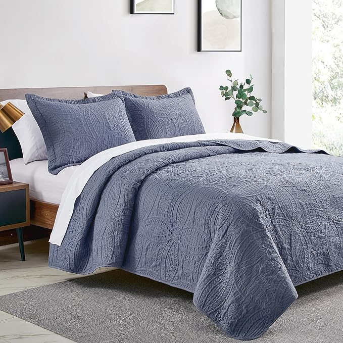 Love's cabin King Size Quilt Set Blue Bedspreads - Soft Bed Summer Lightweight Bedspread Comforter - Modern Style Coin Pattern Coverlet for All Season - 3 Pieces (1 Quilt, 2 Pillow Shams) (Pack of 2)