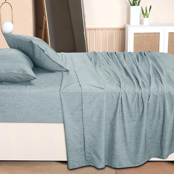 Utopia Bedding Full Sheet Set – 4 Piece Bed Sheets for Cal King Size Bed, Soft and Breathable Microfiber, Includes 1 Fitted Sheet, 1 Flat Sheet and 2 Pillowcases (Heather Grey)