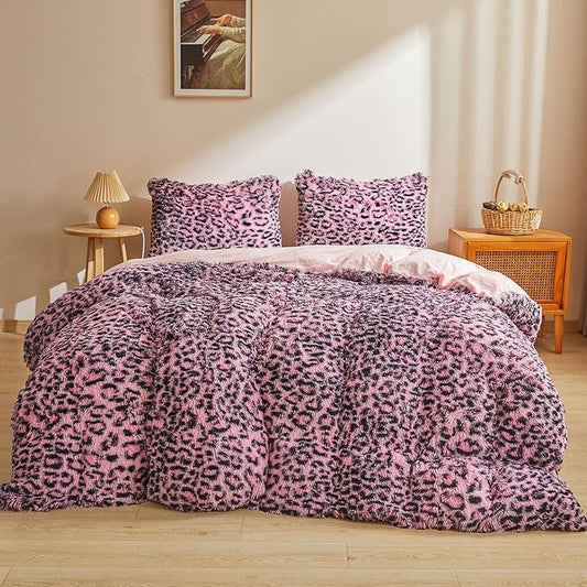 XeGe Cheetah Print Fluffy Faux Fur Duvet Cover Set, 3 Pieces Soft Plush Shaggy Fuzzy Bedding Set(1 Faux Fur Leopard Print Comforter Cover + 2 Furry Pillowcases), Zipper Closure(Queen, Black and Pink)