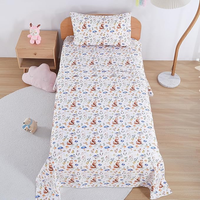 Kids Sheet Set Twin Size, Twin Sheet Set with Oil Squirrel Pattern，Breathable Silky Soft Microfiber Kids Fitted Sheet