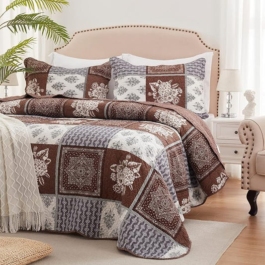 Full/Queen Size Quilt Set 3 Pieces Lightweight Reversible Bedspread-90''x98'' Soft Patchwork Border Floral Coverlet Warm Microfiber Bed Cover for All Seasons Brown Bedding Set(1 Quilt,2 Pillow Shams)
