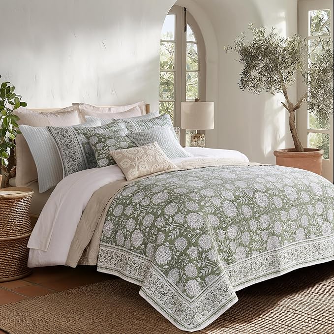 Levtex Home Adare Sage Reversible Full/Queen Quilt Set (88x92in) with 2 Pillow Shams (26x20in) - Floral Bedding - Sage White - Cotton Full/Queen Size Quilt Bedding Set - Lightweight, Soft, Pre-Washed