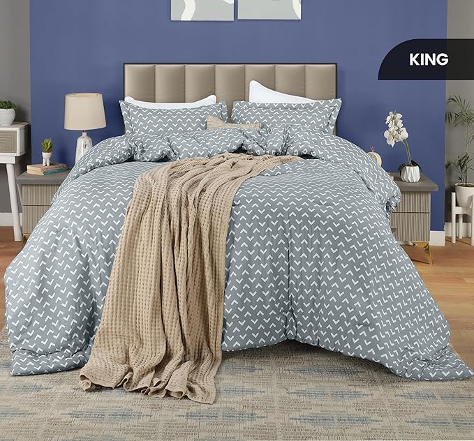 Utopia Bedding - Comforter Set with 2 Pillow Shams - 3 Pieces Bedding Comforter Sets - Down Alternative Comforter - Soft and Comfortable - Machine Washable, Arrow White, King