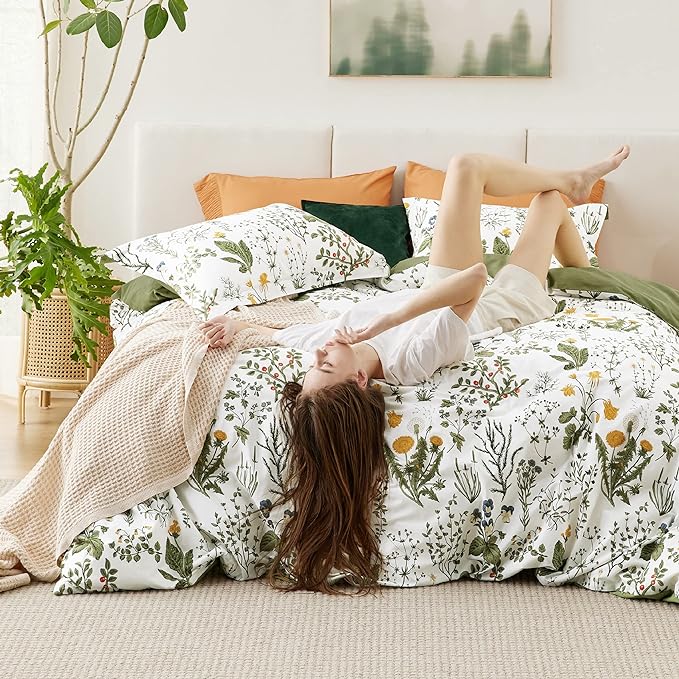 Bedsure Duvet Cover Queen Size - 100% Cotton Reversible Floral Queen Duvet Cover Set with Zipper Closure, 3 Pieces Soft & Breathable Green Bedding Set with 2 Pillow Shams 20"x26"