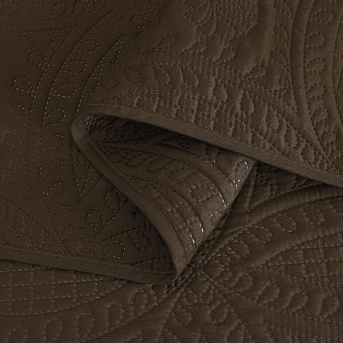 Chezmoi Collection Austin 3-Piece Oversized Bedspread Coverlet Set (Queen, Chocolate)