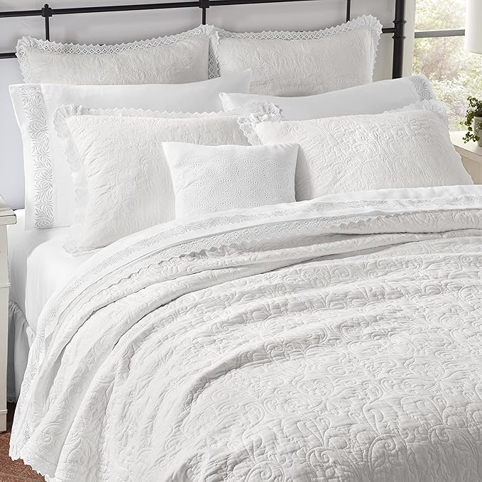 Laura Ashley - King Quilt Set, Lightweight Cotton Bedding with Matching Shams, Home Decor for All Seasons (Heirloom White, King)