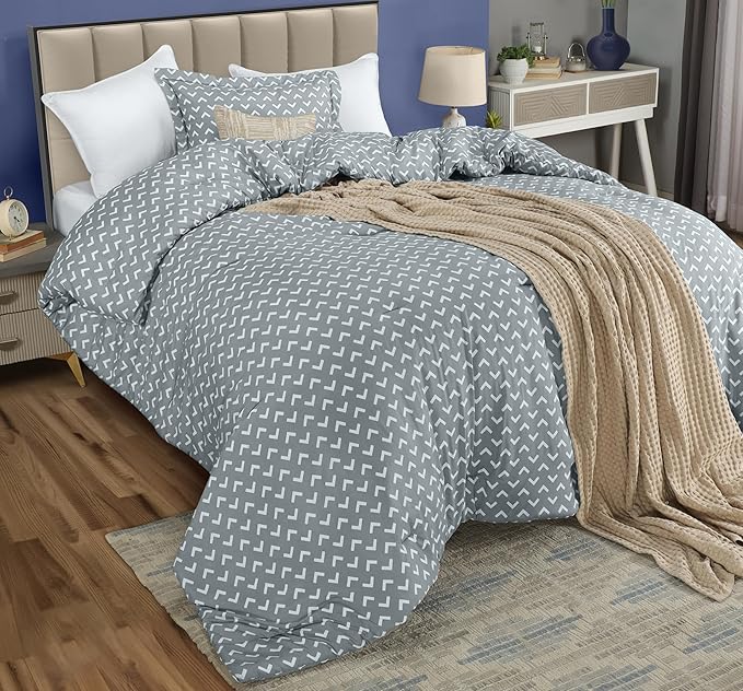 Utopia Bedding - Comforter Set with 2 Pillow Shams - 3 Pieces Bedding Comforter Sets - Down Alternative Comforter - Soft and Comfortable - Machine Washable, Arrow White, Queen