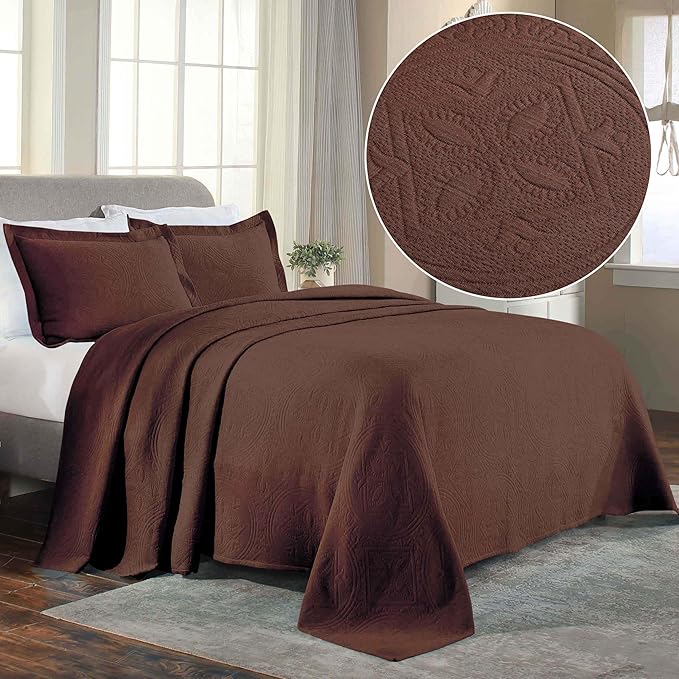 Superior 2 Piece Celtic Circles Cotton Bedspread Set, Decorative Bed Spread, Home Bed Decor, 1 Pillow Sham, Medium Weight Blanket, Matelasse Coverlet Bedding, Wedding Ring Design, Queen, Cappuccino