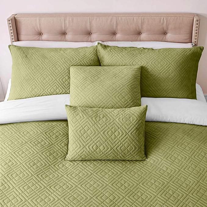 Hearth & Harbor Twin Quilt Set – All-Season Lightweight Bedspread & Coverlet with Pinsonic Weave - 5 Piece Twin Quilt Set with Pillow Shams, Olive Green - Twin Diamond