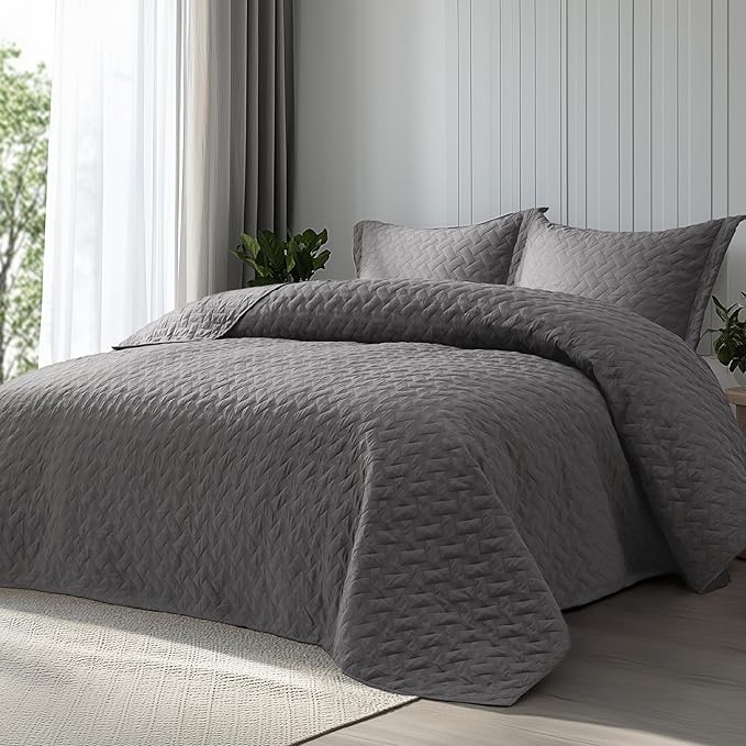 Bedsure Quilts Twin Size - Lightweight Bedspreads Twin Size with Basket Weave Pattern, Soft Quilt Bedding, Grey Comforter Coverlet for All Seasons (68" x 86")