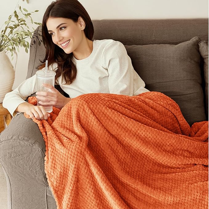 Exclusivo Mezcla Fleece Bed Blanket Queen Size, Super Soft and Warm Blankets for Couch, Sofa and Bed Waffle Textured, Cozy, Fuzzy and Lightweight (Burnt Orange, 90x90 Inches)