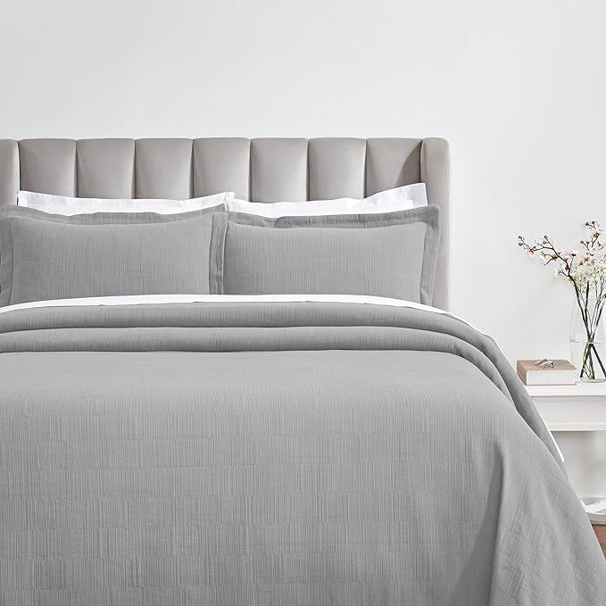 Superior 3 Piece Cotton Bedspread and Sham Set, Home Bed Decor, Decorative Bed Spread, 2 Pillow Shams, Medium Weight, Matelasse Coverlet, Bedding Essentials, Zenith Collection, California King, Grey