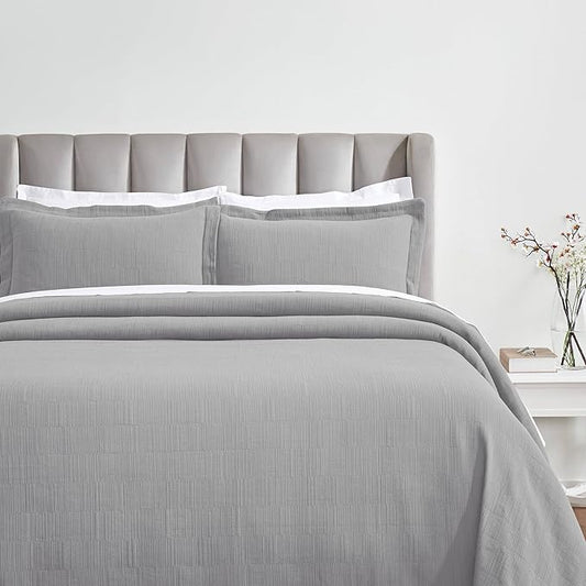 Superior 3 Piece Cotton Bedspread and Sham Set, Home Bed Decor, Decorative Bed Spread, 2 Pillow Shams, Medium Weight, Matelasse Coverlet, Bedding Essentials, Zenith Collection, California King, Grey