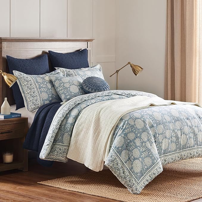 Levtex Home Adare Blue Reversible Twin Duvet Cover Set (68x88in) with 1 Pillowcase (26x20in) - Floral Bedding - Blue and White - 100% Cotton Twin Size Duvet Cover Set - Soft, Pre-Washed