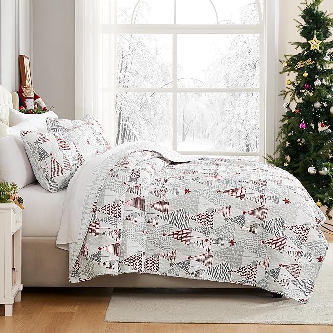 Southshore Fine Living, Inc. California/King Christmas Quilt Set with 2 Pillow Shams, Reversible Coverlet, Holiday Bedding Christmas Tree Design - Red, White & Silver